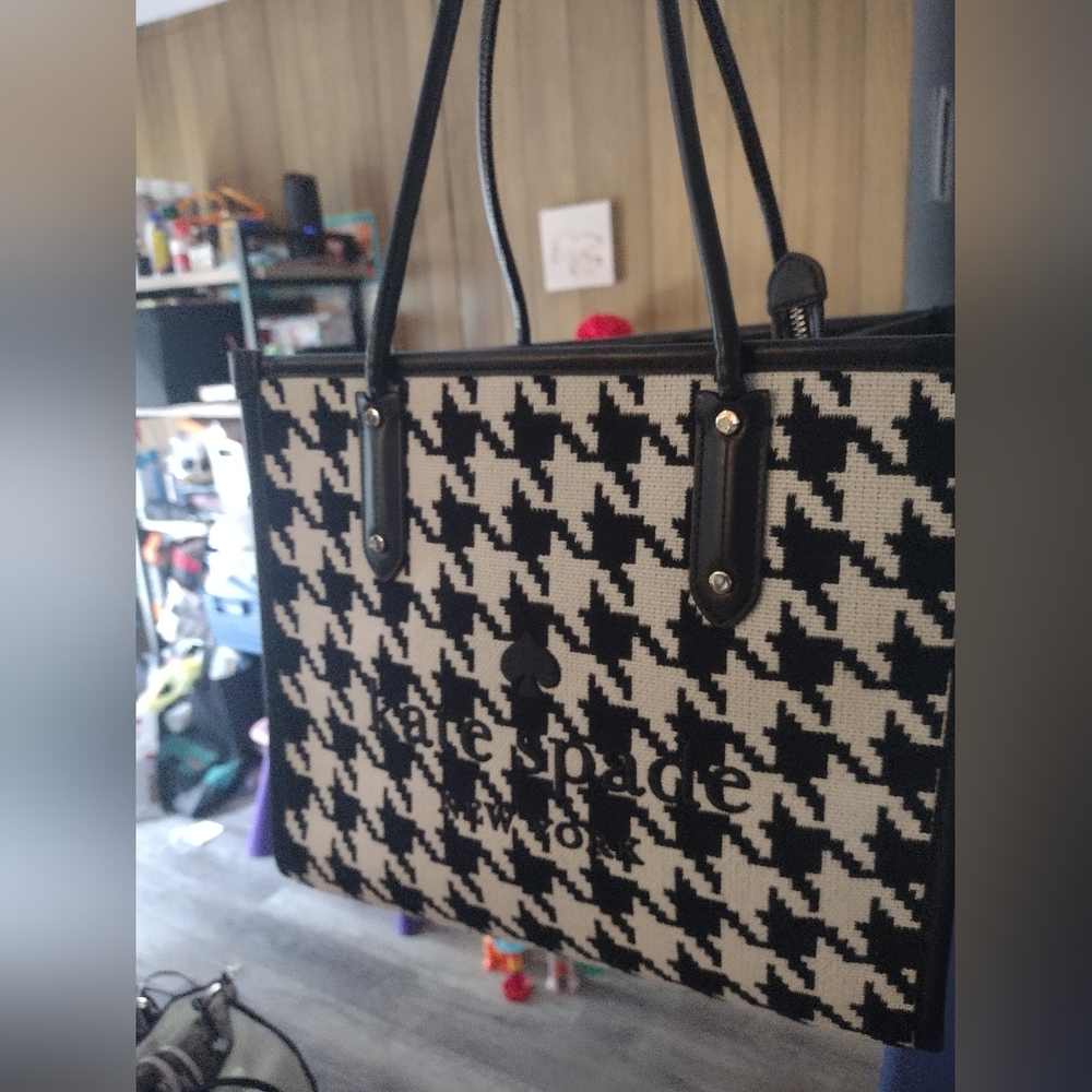 Kate Spade Black & Cream Houndstooth Tote Bag